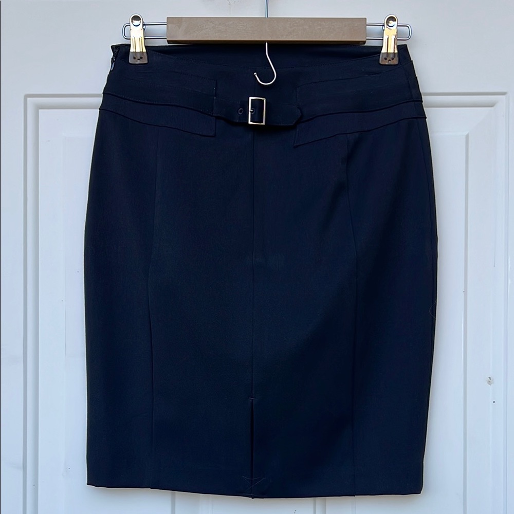 Elegant Black Pencil Skirt.
